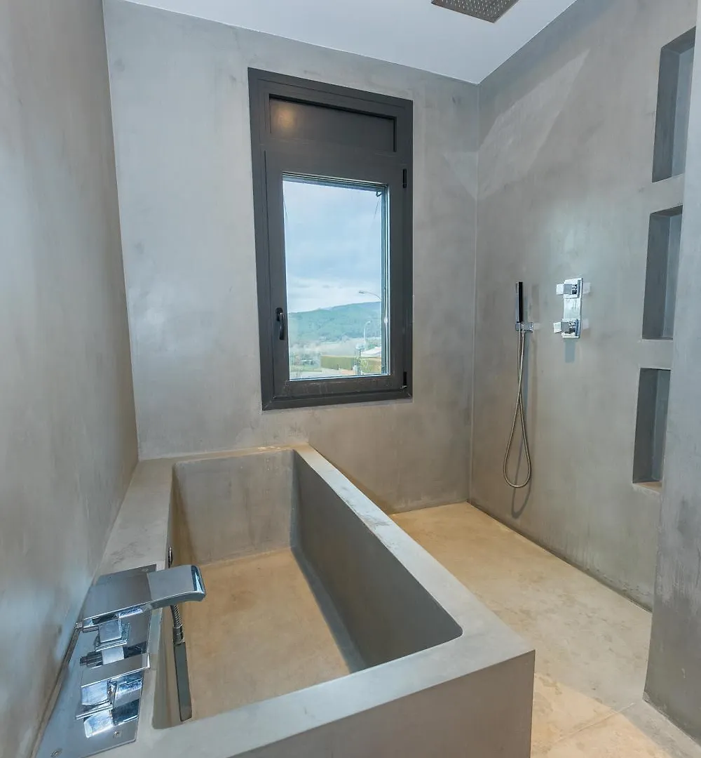 Chalet Els Pins, Banyoles