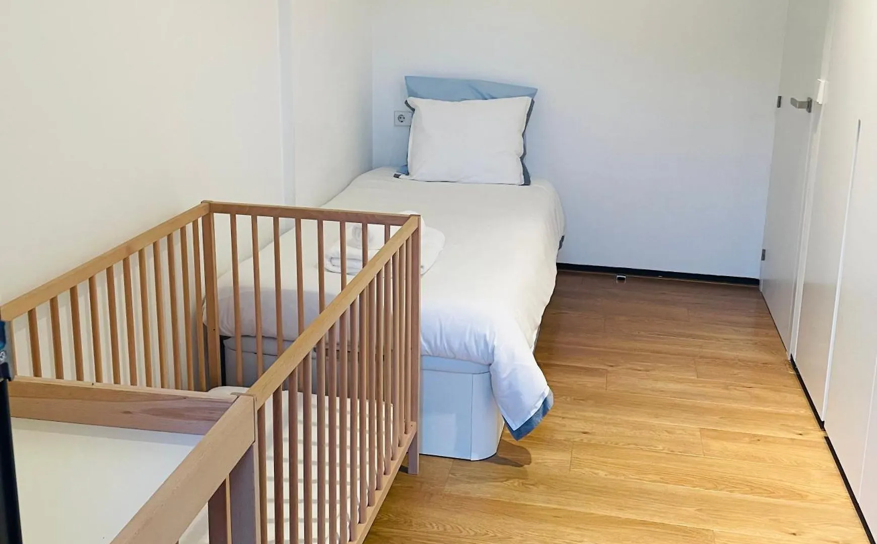 Chalet Els Pins, Banyoles Casa vacanze