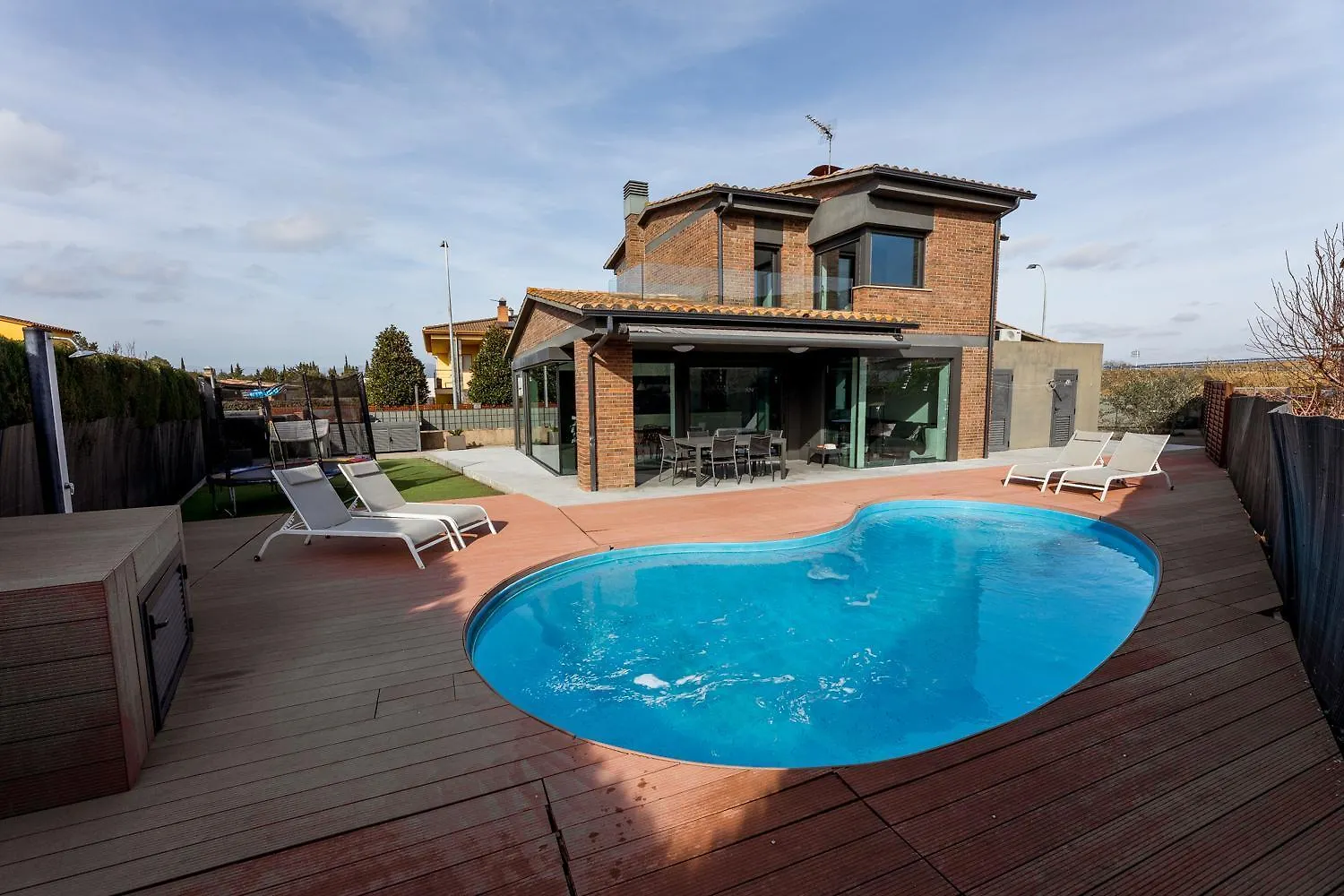 Chalet Els Pins, Banyoles Casa vacanze